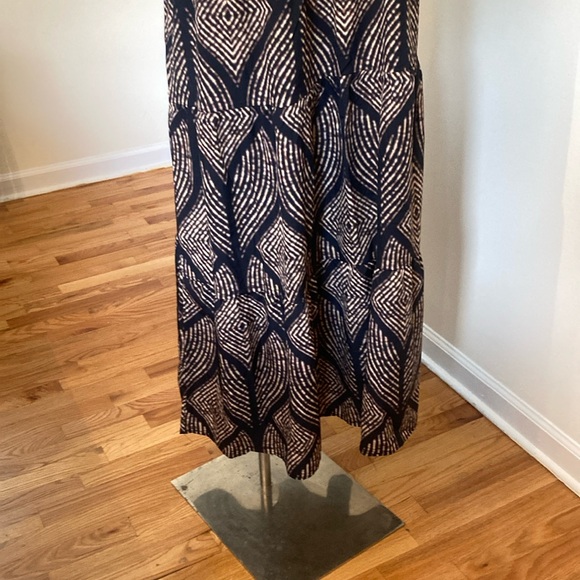 Izuria XL Maxi Dress Excellent Condition - Picture 2 of 6